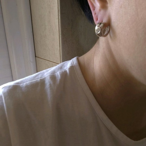 Silver 925 vintage Folli Follie earrings like new with gold stud