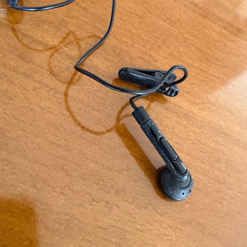 Bluetooth headphones like new with charger
