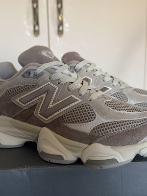 New Balance 9060 sneakers, grey and beige, size 42