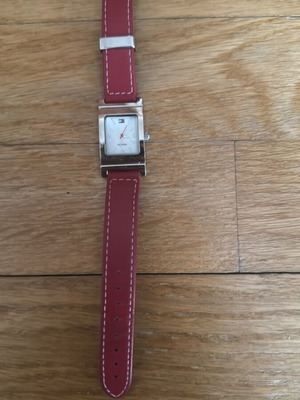 Tommy Hilfiger watch like new with rotating crown