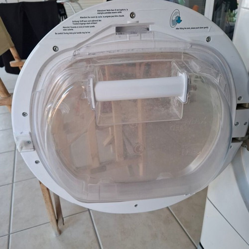 Candy Clothes Dryer 9kg used with Heat Pump and Support Base