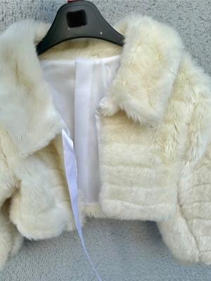 Synthetic fur bolero for 2-year-old girl, light color