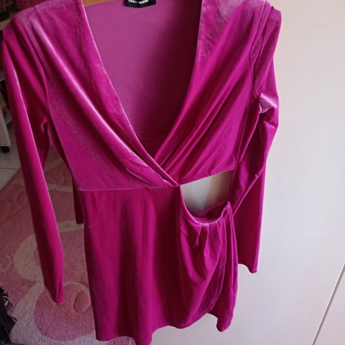 Tally Welly Dress new, pink, medium size, cutout detail