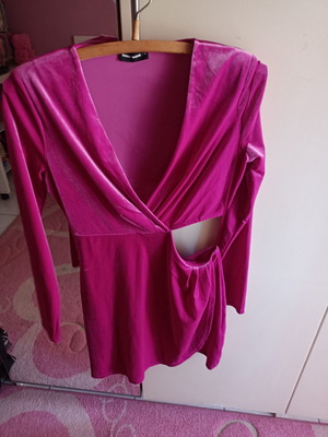 Tally Welly Dress new, pink, medium size, cutout detail