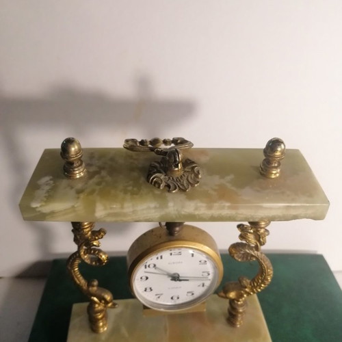 Table clock old used, not working