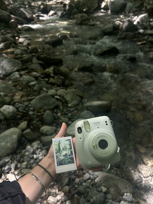 Instax Mini 11 green camera like new with batteries and film gift
