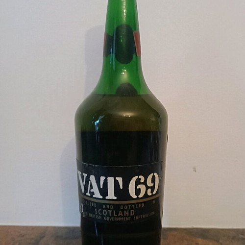 Whisky Vat 69 bottle sealed like new