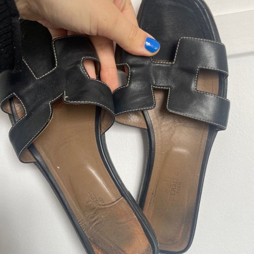 Hermes Oran black authentic sandals size 39.5