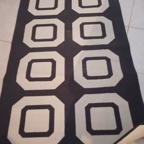 Carpet rug 1.68×1 meters