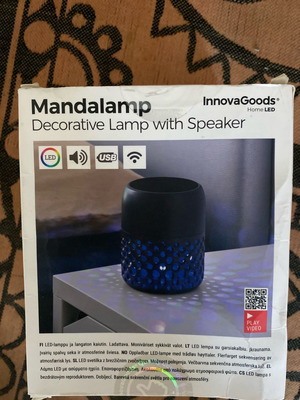 Innovagoods Επιτραπέζιο Φωτιστικό Ηχείο Καινούργιο με USB 3 και BT