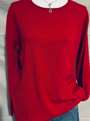 Pullover sweater red size L/XL new, soft viscose fabric