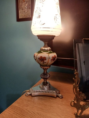 Antique table lamp used, porcelain, rare aesthetic (1970)