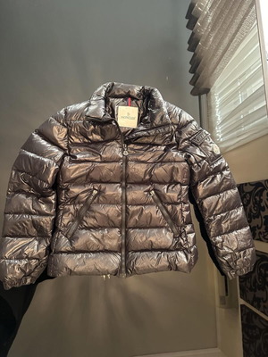 Μπουφάν Moncler puffer σαν καινούργιο, μαύρο, μέγεθος 152 εκ., 12 ετών