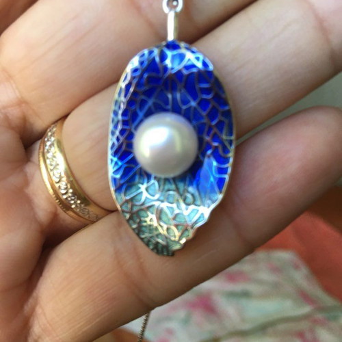Pendant with Natural Pearl and Enamel Leaf Design like new