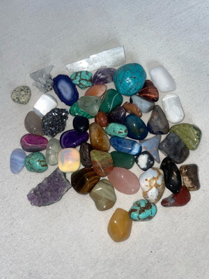Collection of mineral stones and crystals new, size 3-6 cm