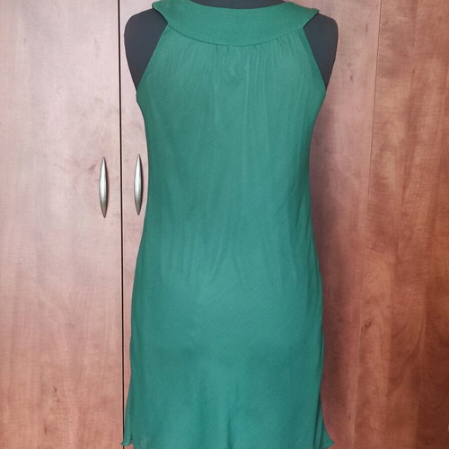 Desiree evening dress emerald green like new with crystals