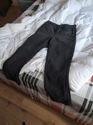 Black denim jeans like new, straight ultra high waist, size L, black