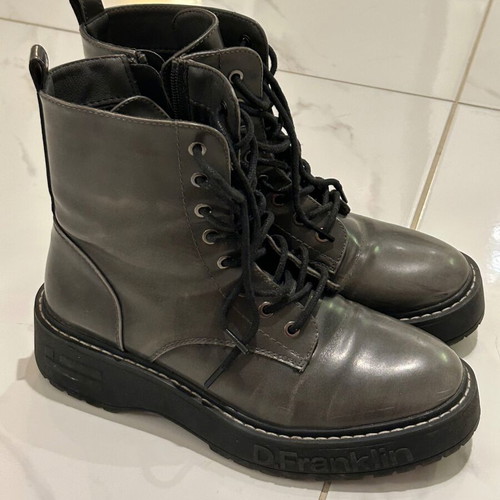 D. Franklin boots used, light gray, size 38