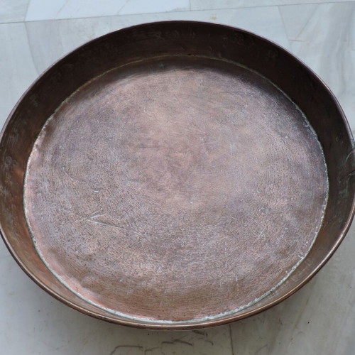Copper tray vintage used, diameter 41 cm