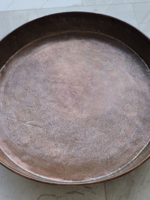 Copper tray vintage used, diameter 41 cm