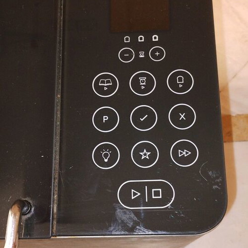 Kenwood BM450 780W bread maker used with 15 programs