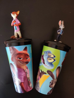 Disney Zootopia 2 Nick & Judy cups with figures, set of 2