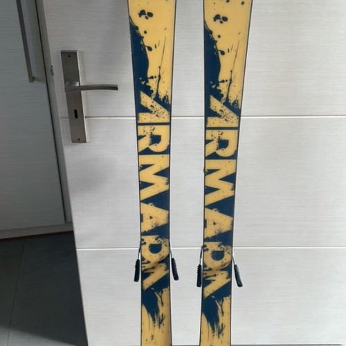 Armada skis used with bindings 137 cm