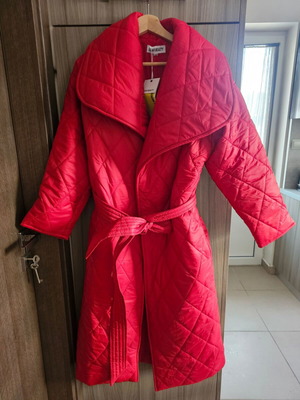 Long red quilted jacket new with belt