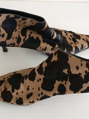 Branded Women's Heels