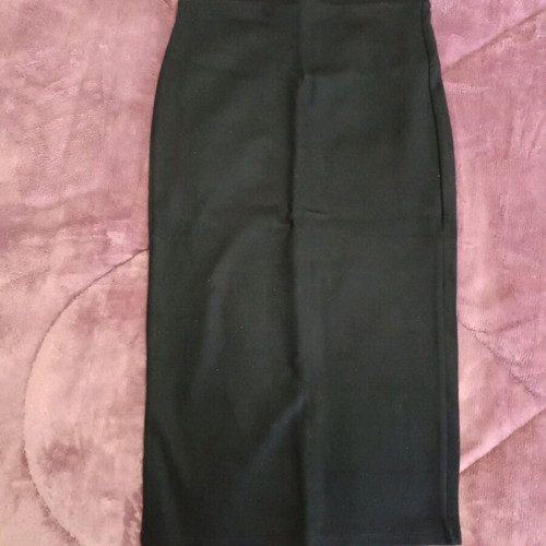 Bershka skirt small size, tight elastic fabric, black, like new