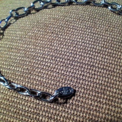 Elio short metal enameled necklace