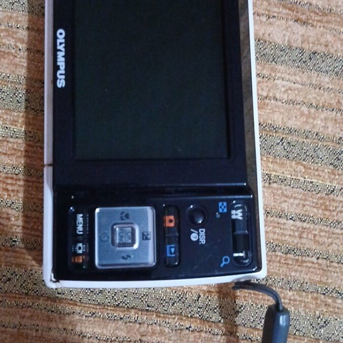 Olympus FE camera refurbished for parts, 12 megapixels