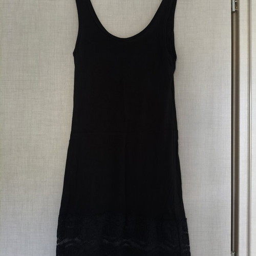 Black sleeveless dress slip style with lace hem one size new
