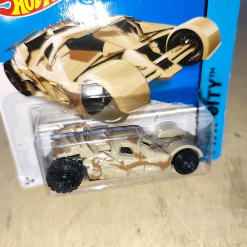 Hot Wheels Diecast Batman The Tumbler Camouflage Edition new