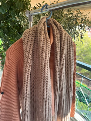 Achilleas thick beige camel scarf new