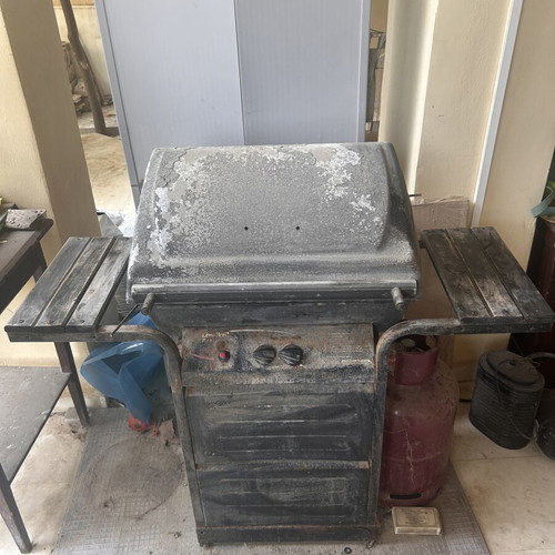 Char Broil Gas Barbeque with 2 Burners used