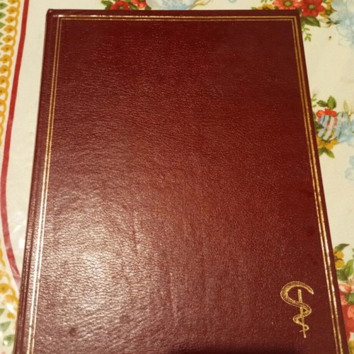 Medical Encyclopedia Volume 2 used, Greek