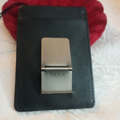 DKNY pin with metal clip like new