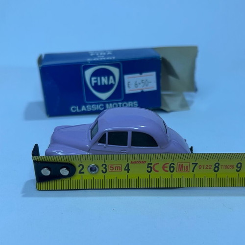 Corgi 1993 Morris Minor Fina new