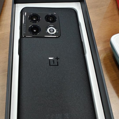 OnePlus 10 Pro 12GB RAM 256GB ROM like new, black, dual SIM