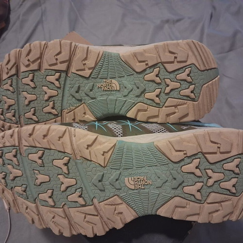 North Face shoes like new, walking and water sports, size 39