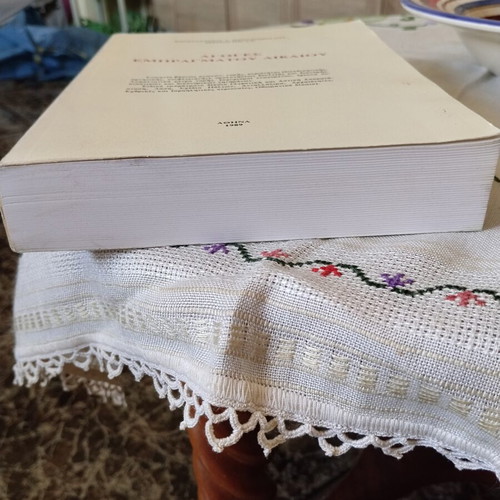 Agoges Empragmatou Dikaiou book like new, signed by Konstantinos Papadopoulos