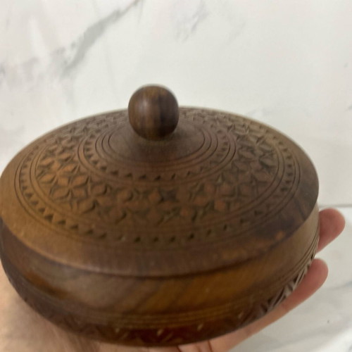 Round retro wooden box like new with lid 14/6 cm