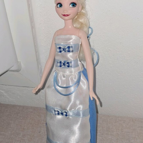 Hasbro Frozen Elsa doll with handmade dress