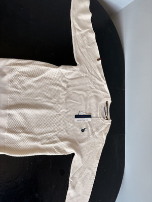 U.S. Polo Assn. men's sweater new, size M, beige