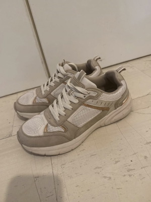 Athletic shoes like new, beige, size 38