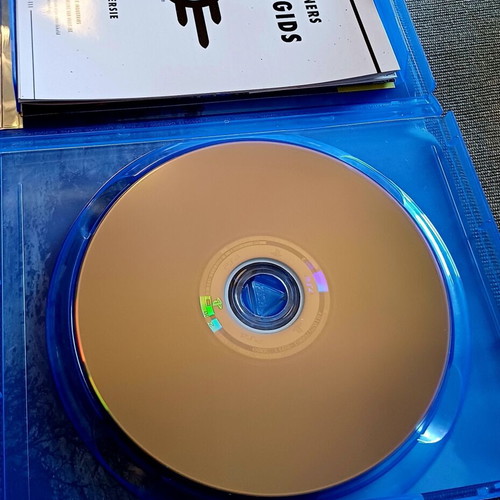 Fallout 4 PS4 game used, complete with manual and map