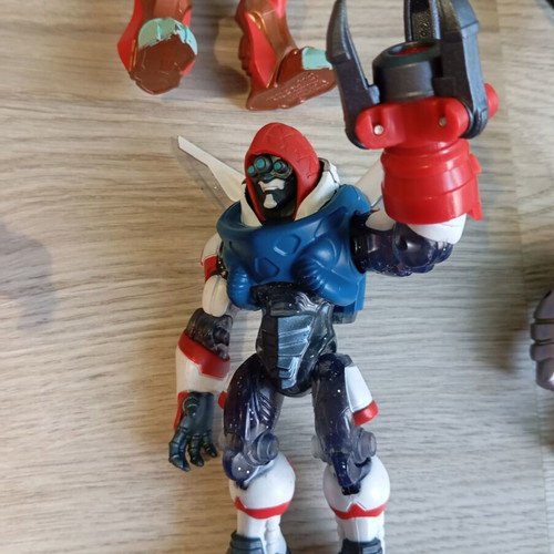 Gormiti figures pack of 13 like new