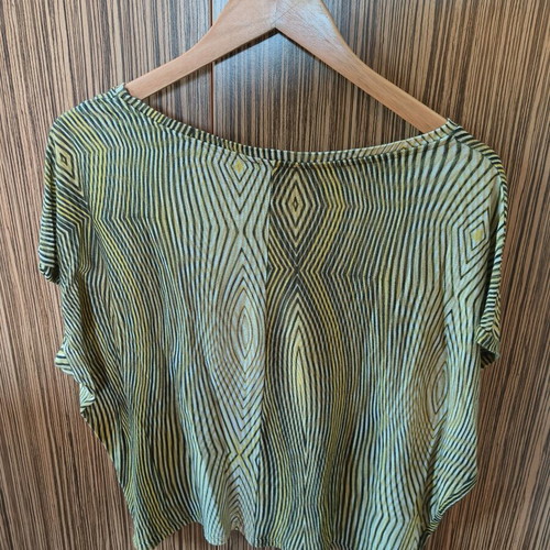 United Colors of Benetton women's top like new, size L, white and yellow