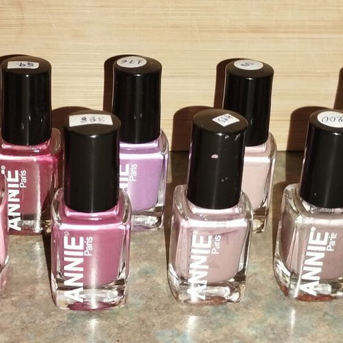 Set of 10 spring and coral nail polishes, new